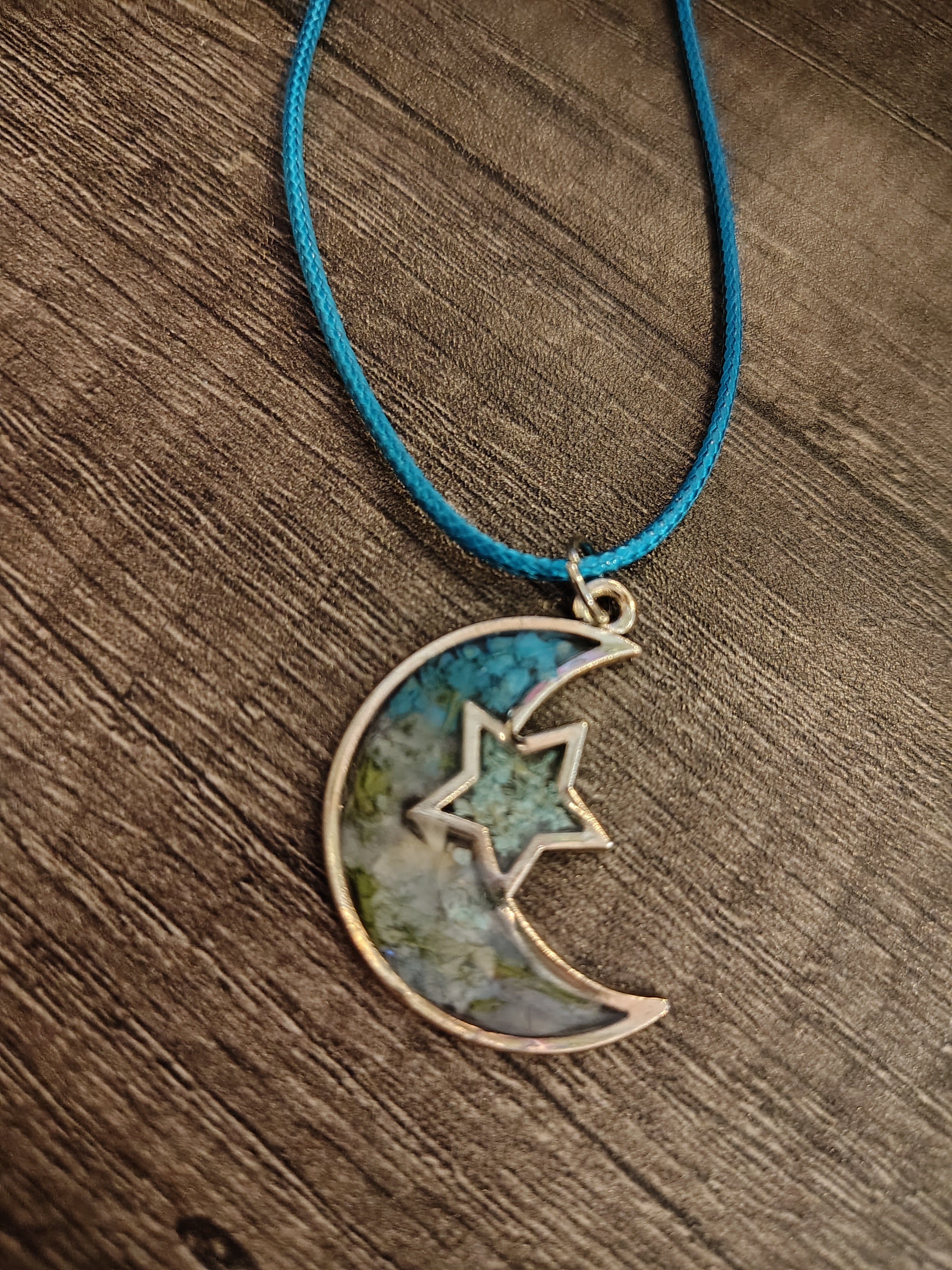 VeilBloom™ — Crescent Moon Botanical Pendant