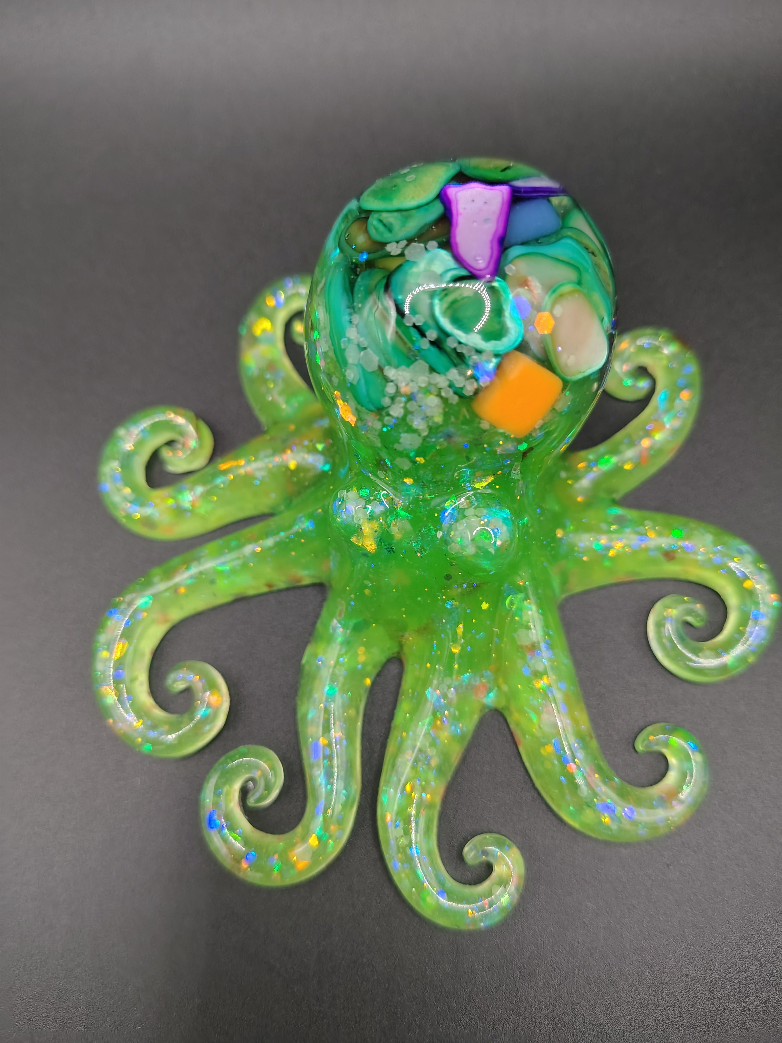 OctoPals™ - green glitter octopus with malachite stone body close up