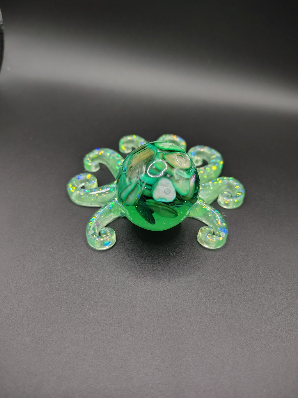 OctoPals™ - vibrant multicolor stone body octopus side view