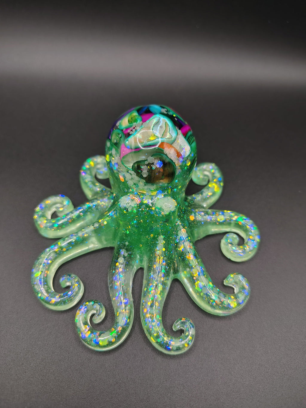 OctoPals™ - glitter tentacle detail close up
