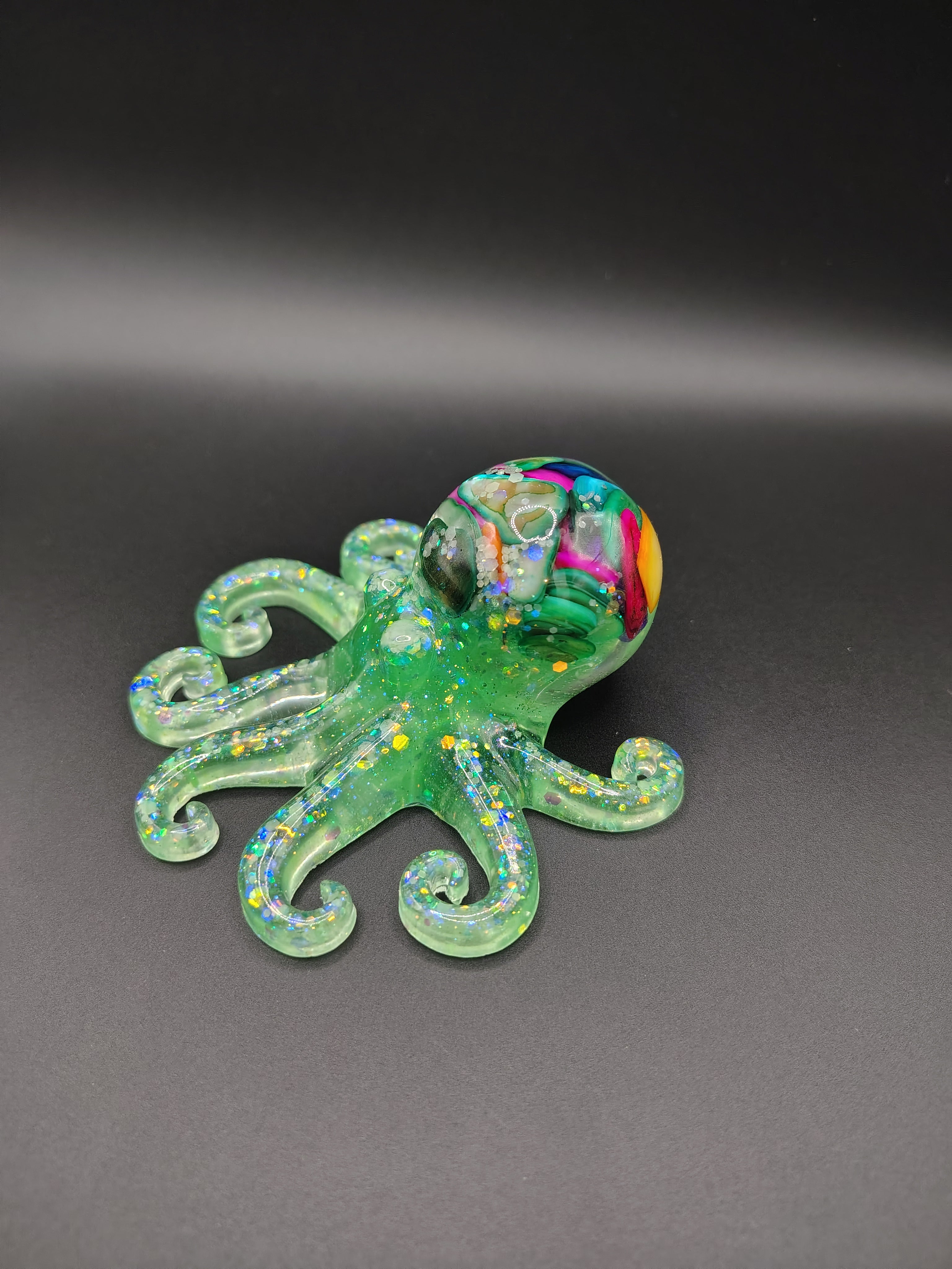 OctoPals™ - full body glitter octopus side profile