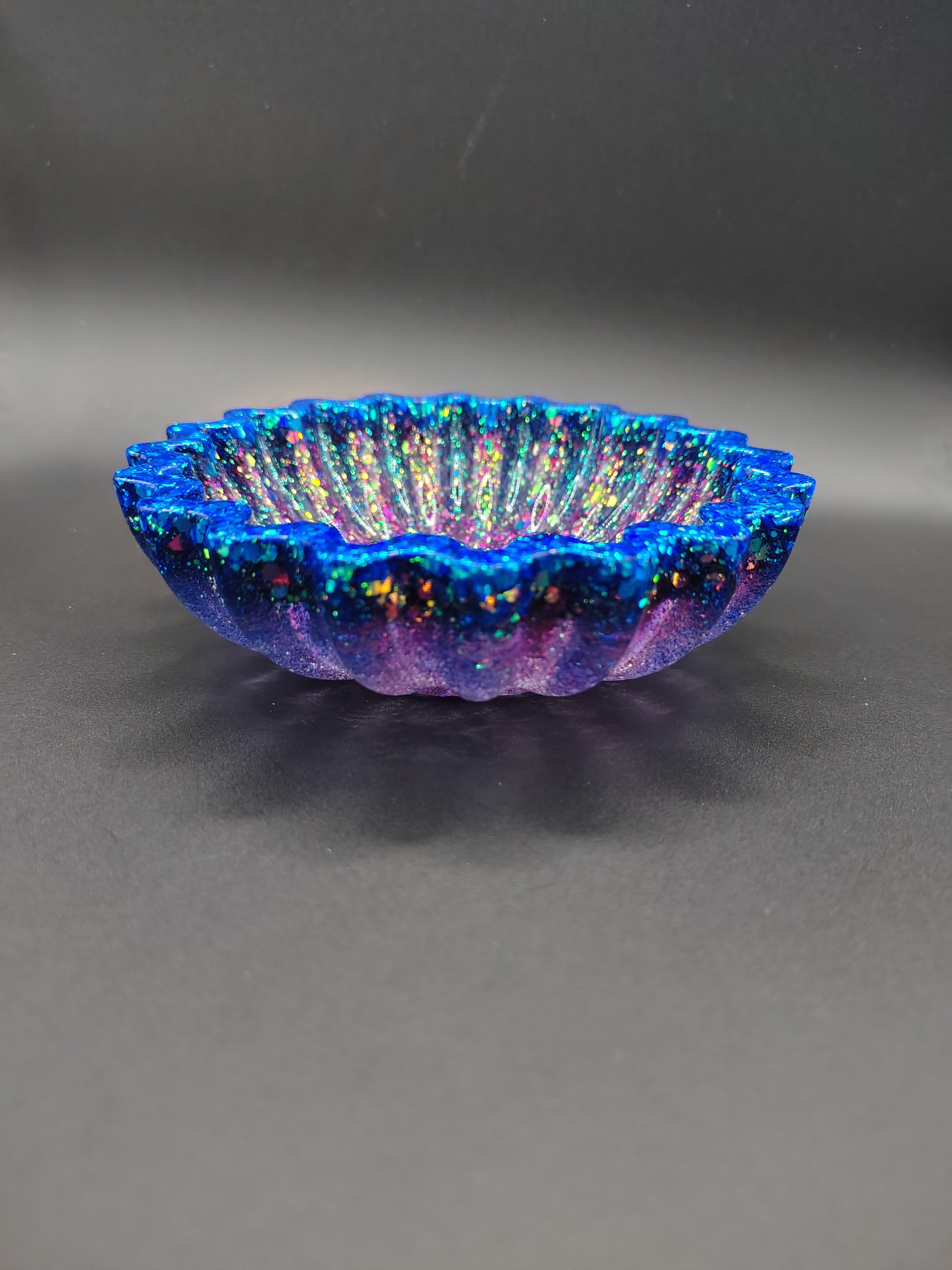 Loomlight™ Scallop Bowl - galaxy blue resin bowl side view showing depth
