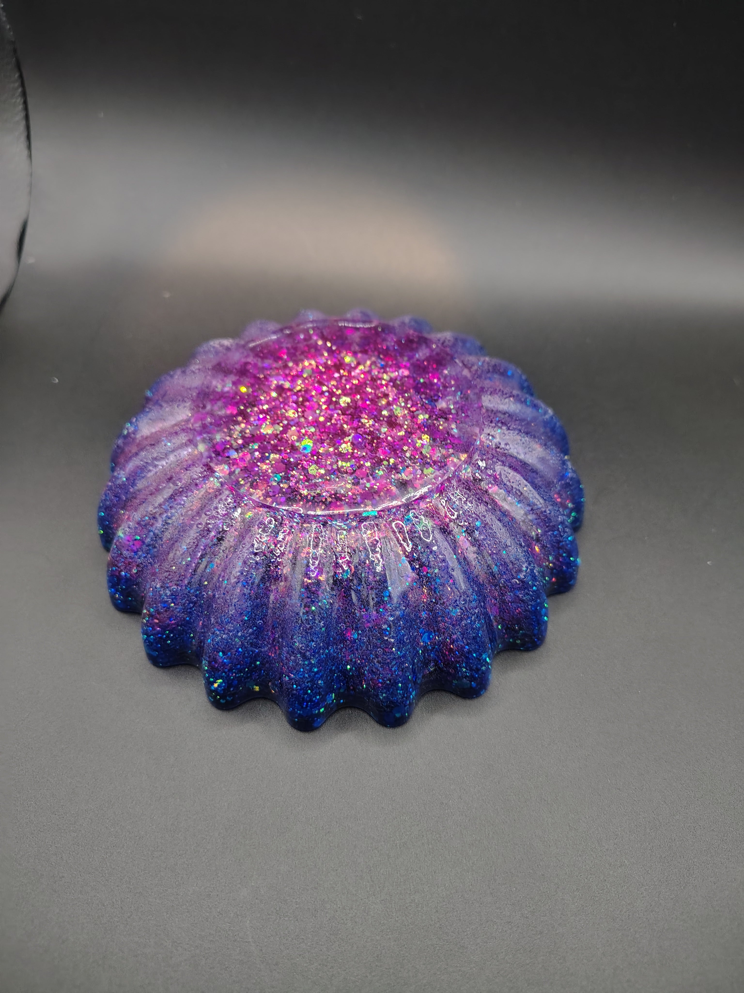 Loomlight™ Scallop Bowl - purple to blue gradient glitter resin bowl bottom view