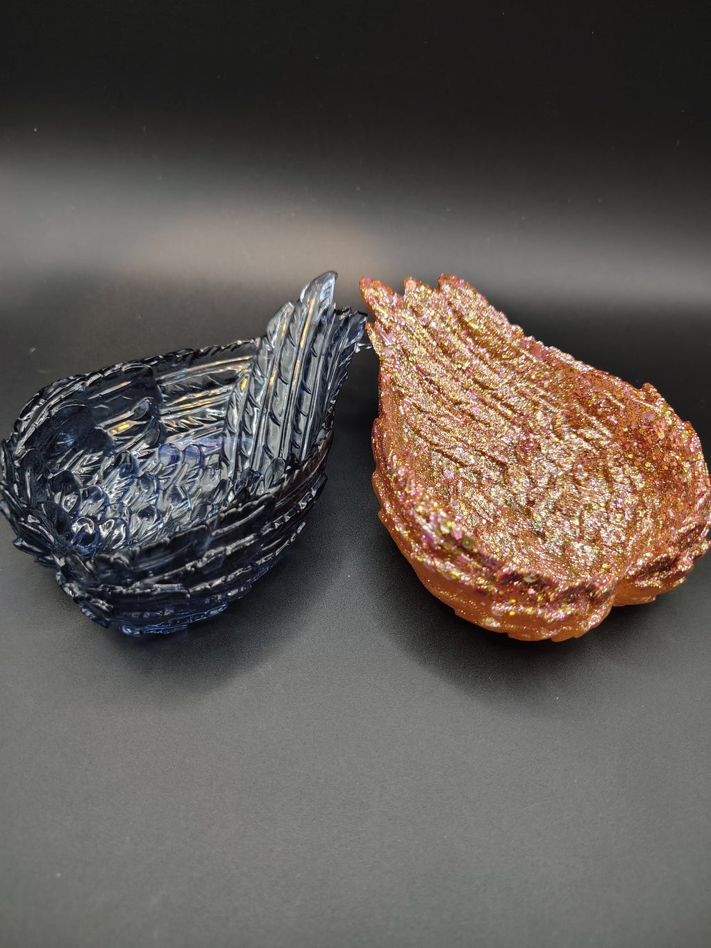 Wing Heart Trinket Dish - Rose Gold Glitter detail