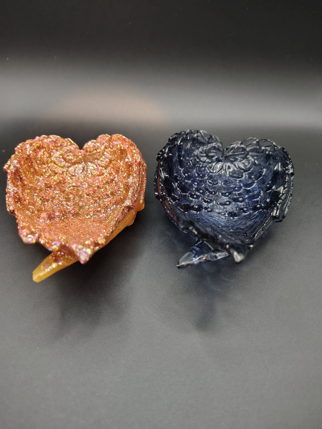Wing Heart Trinket Dish - Midnight Black detail
